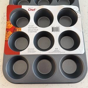 Non-Stick 12-Cup Muffin Pan - New with Tags cupcake non stick dishwasher safe